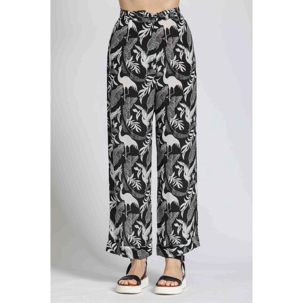 NEW APNY women's easy pant in black / white